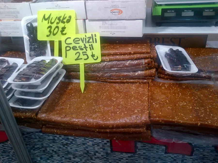 Cevizli pestil